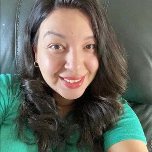 Meet your Posher, Miriam